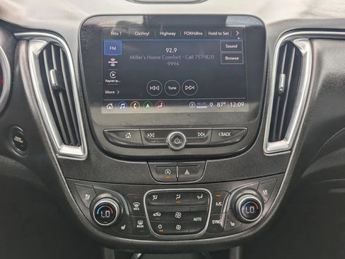 Used 2023 Chevrolet Malibu LT w/ Driver Confidence Package FWD image 15