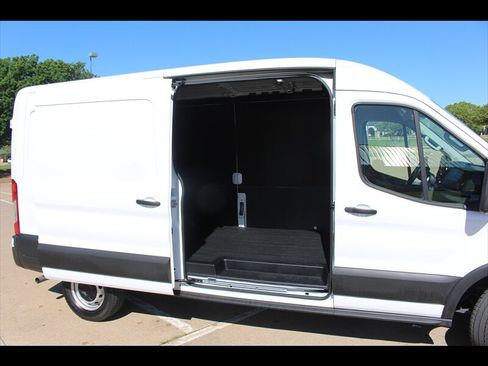 Used 2025 Ford Transit 250 148 Medium Roof w/ Load Area Protection Package RWD image 14