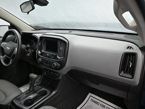Used 2019 Chevrolet Colorado W/T w/ WT Convenience Package AWD/4WD image 8