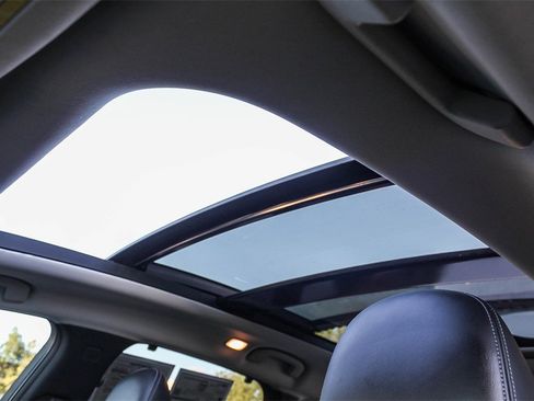 Used 2020 INFINITI QX50 Sensory w/ Proactive Package image 31