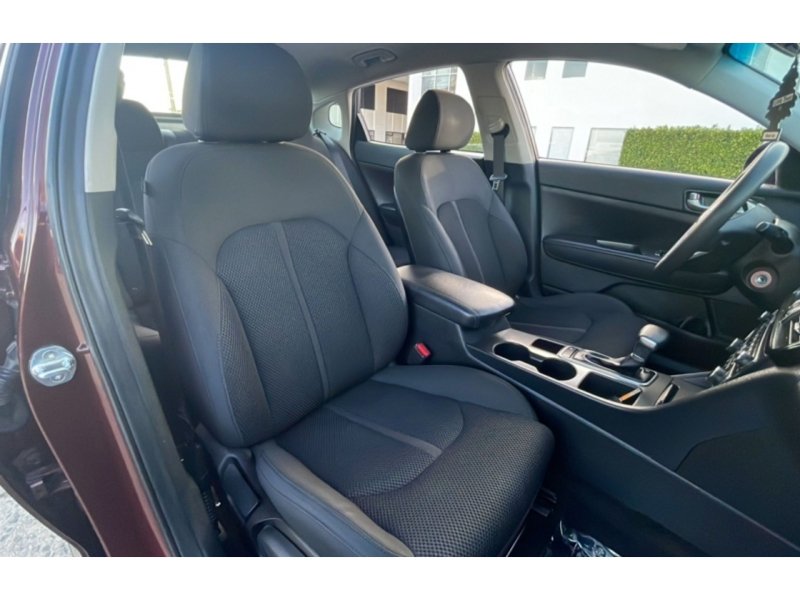 Used 2020 Kia Optima LX FWD image 14