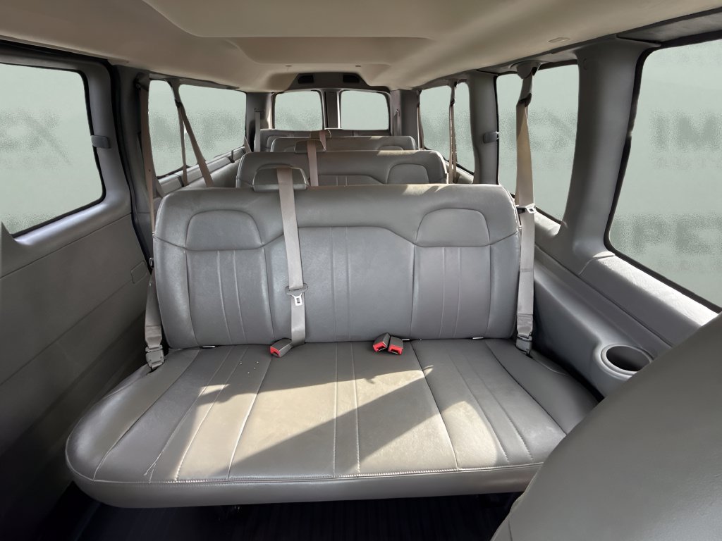 Used 2024 Chevrolet Express 3500 LS RWD image 10