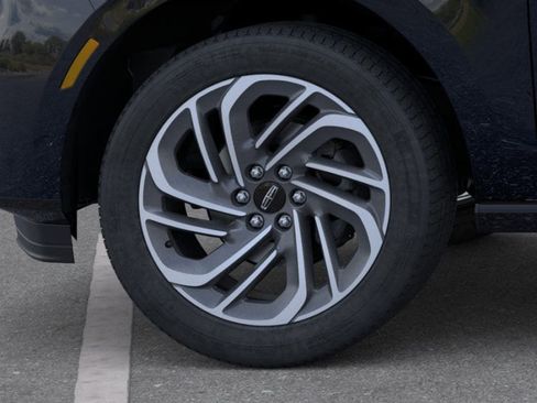 New 2026 Lincoln Navigator Reserve AWD/4WD image 19