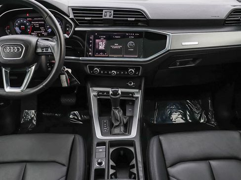 Used 2023 Audi Q3 2.0T Premium w/ 19" Wheel Package image 17