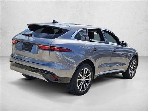 Used 2021 Jaguar F-PACE image 5