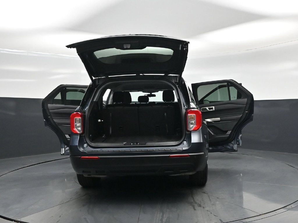 Used 2023 Ford Explorer XLT RWD image 32