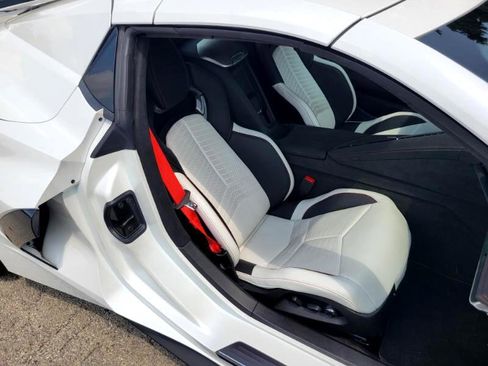 Used 2023 Chevrolet Corvette Stingray Premium Conv w/ Z51 Performance Package image 47