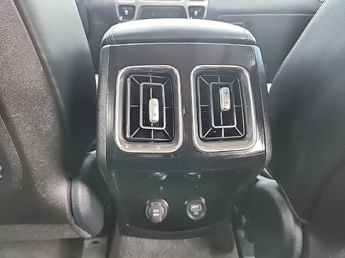 Used 2021 Kia Sorento SX AWD/4WD image 38