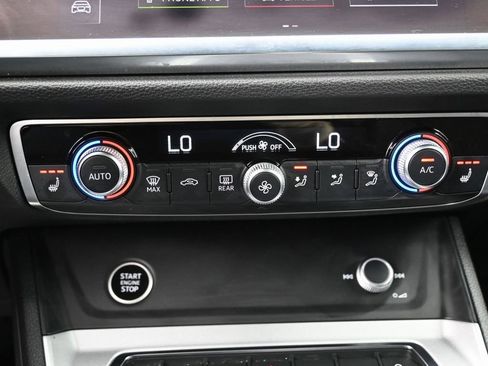 Used 2022 Audi Q3 2.0T Premium Plus w/ Premium Plus Package image 26