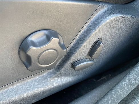 Used 2018 Ford EcoSport SE FWD image 11
