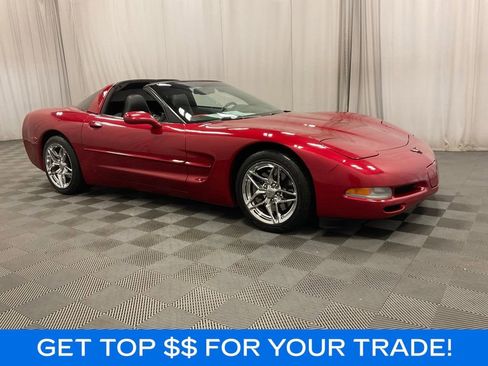 Used 2000 Chevrolet Corvette Coupe w/ Memory Pkg RWD image 3