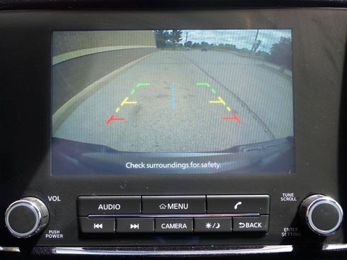 Used 2024 Nissan Frontier SV w/ Technology Package AWD/4WD image 56