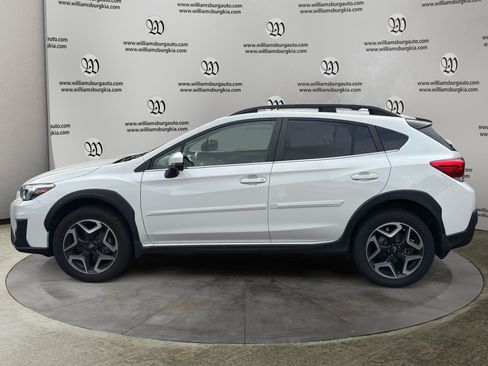 Used 2020 Subaru Crosstrek 2.0i Limited w/ Moonroof Package w/Navigation AWD/4WD image 2