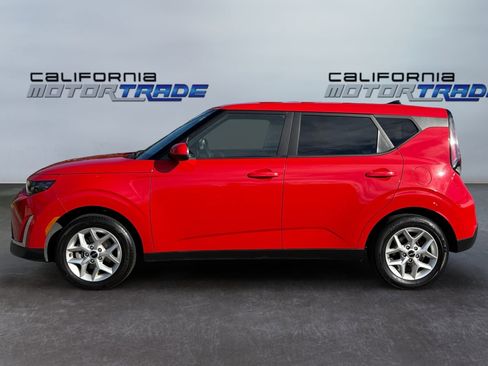 Used 2024 Kia Soul LX w/ Option Group 015 image 8