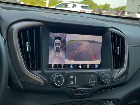 Used 2022 GMC Terrain AT4 w/ Infotainment Package II image 16