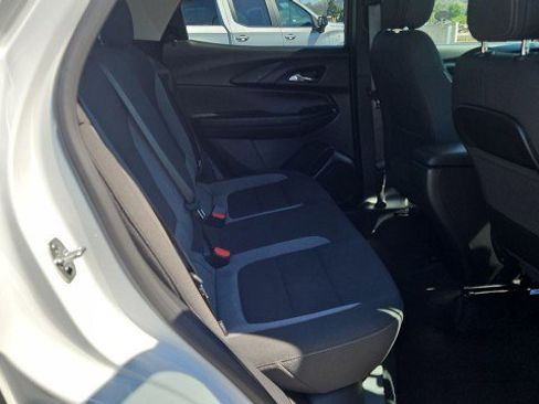 Used 2026 Chevrolet TrailBlazer LT AWD/4WD image 26