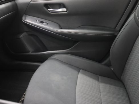Used 2024 Nissan Sentra SV FWD image 13