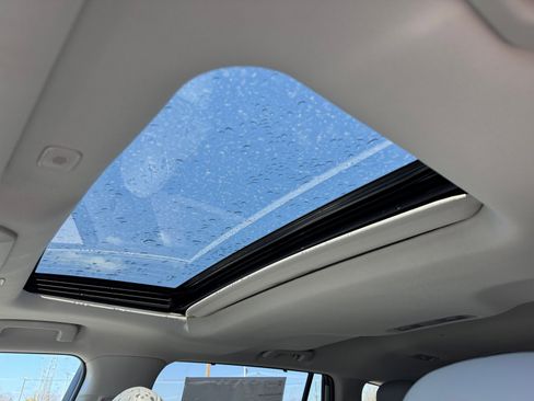 New 2026 Toyota Highlander XLE AWD/4WD image 30