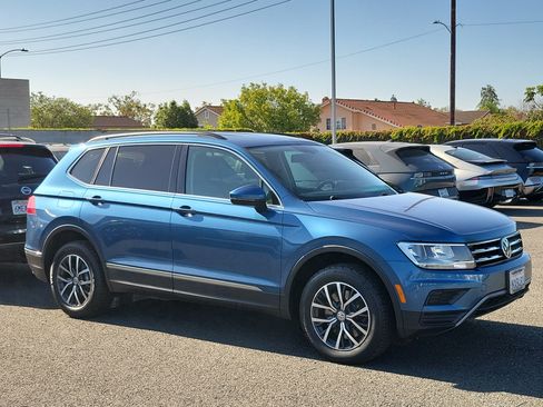 Used 2020 Volkswagen Tiguan SE FWD image 6