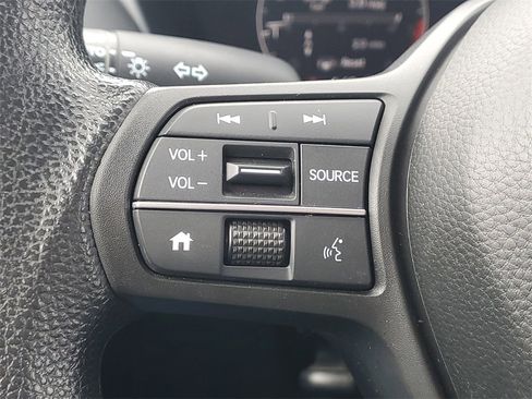 Certified 2023 Honda HR-V LX image 17