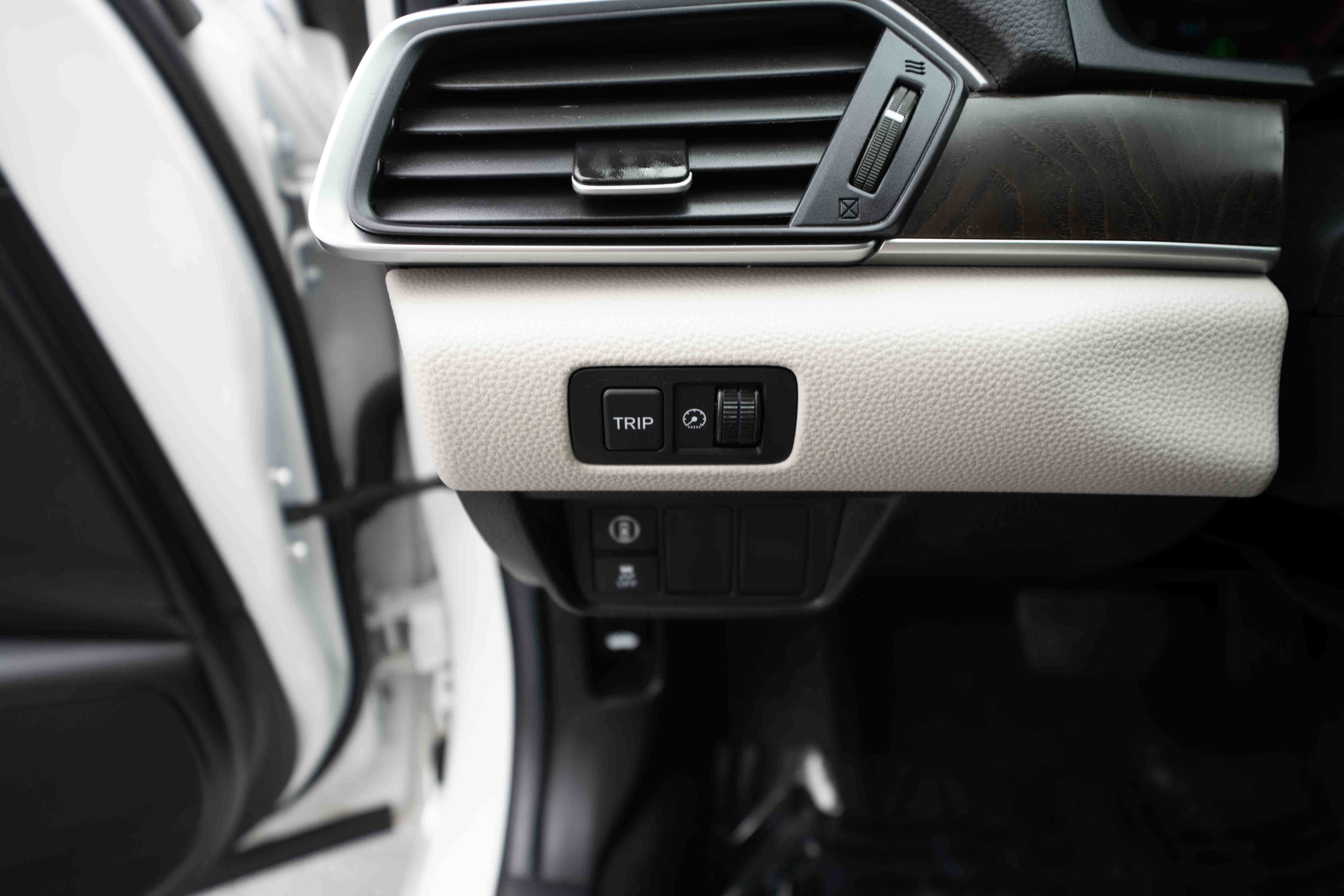 Used 2020 Honda Accord EX image 11
