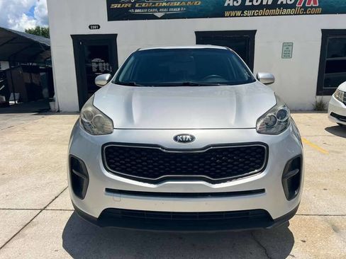 Used 2019 Kia Sportage LX FWD image 2