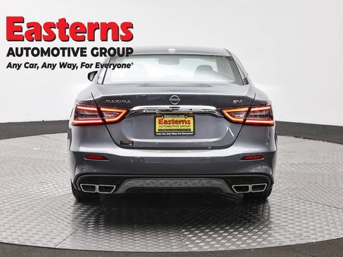 Used 2023 Nissan Maxima SV w/ Floor Mat Group FWD image 6
