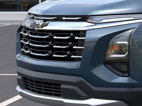 New 2026 Chevrolet Equinox LT FWD image 13