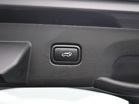 Certified 2025 Kia Sportage EX w/ EX Premium Package AWD/4WD image 24
