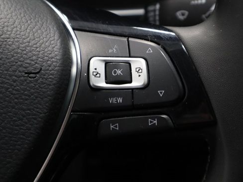 Used 2021 Volkswagen Jetta SE w/ SE Cold Weather Package image 28