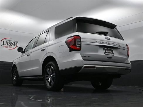 Used 2022 Ford Expedition Limited image 25