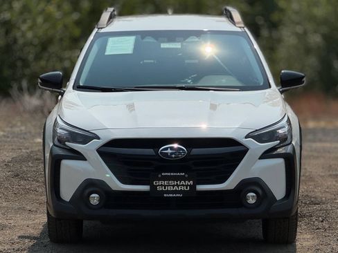 Used 2024 Subaru Outback Premium AWD/4WD image 2