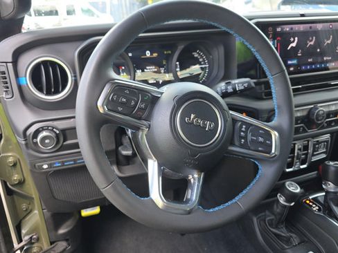 Used 2024 Jeep Wrangler High Altitude AWD/4WD image 6