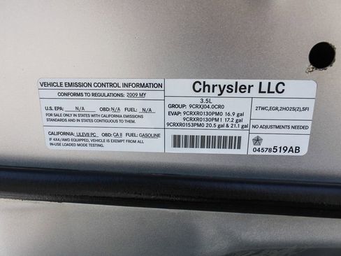 Used 2009 Dodge Journey R/T w/ Flexible Seating Group FWD image 27