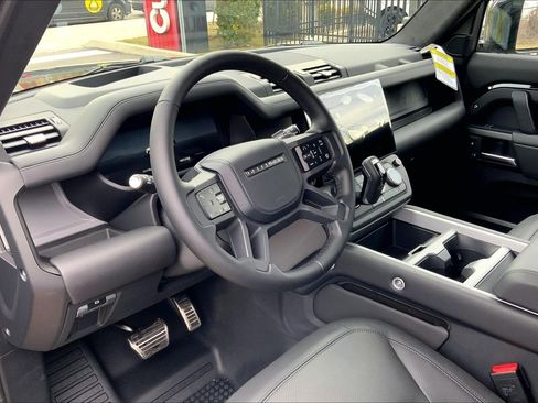 New 2026 Land Rover Defender 130 V8 image 8