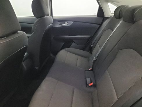 Used 2019 Kia Forte LXS FWD image 18