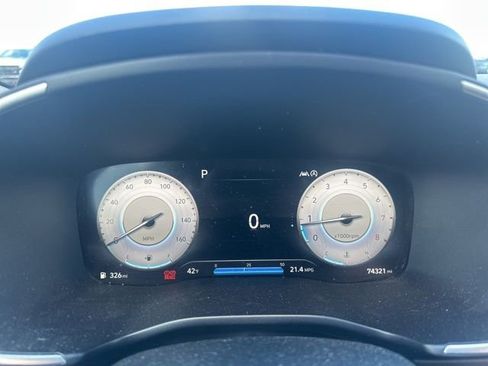 Used 2022 Hyundai Santa Fe Limited image 8