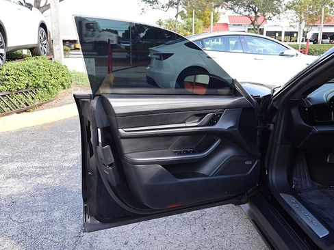 Used 2020 Porsche Taycan Turbo image 25