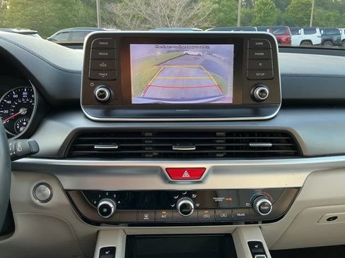 Used 2020 Kia Telluride S w/ S 8 Passenger Seating Package FWD image 19