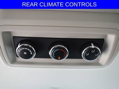 Used 2019 Dodge Grand Caravan SE image 6