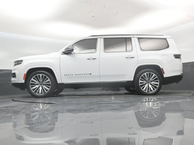Used 2023 Jeep Grand Wagoneer Series III AWD/4WD image 56