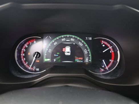 Used 2024 Toyota RAV4 LE FWD image 11