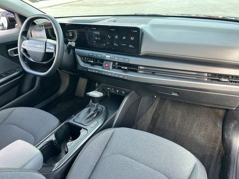 Used 2025 Kia K4 LX image 30