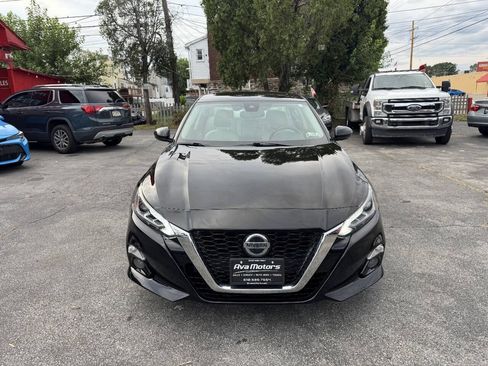 Used 2020 Nissan Altima 2.5 SV FWD image 3