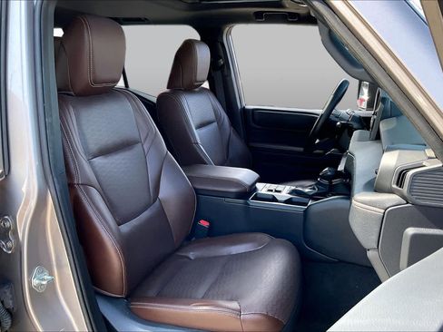 Used 2025 Toyota Land Cruiser w/ Premium Package AWD/4WD image 9
