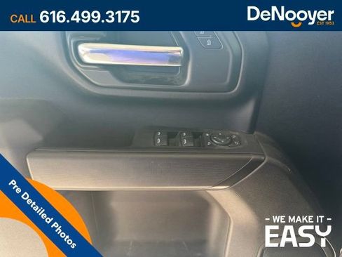 Used 2024 Chevrolet Silverado 2500 Custom w/ Custom Value Package AWD/4WD image 12