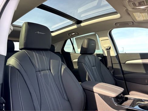 New 2026 Buick Envision Avenir image 5