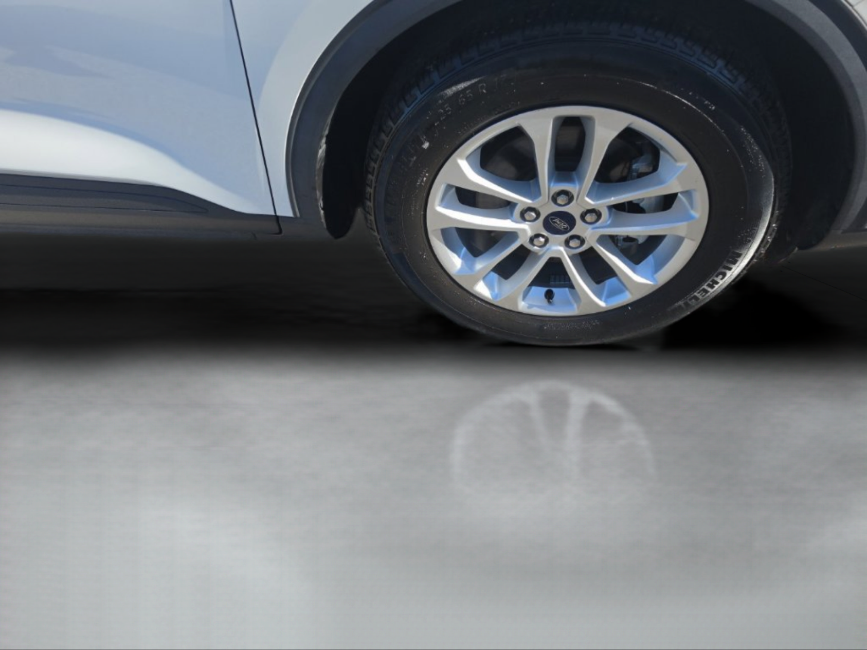 Used 2020 Ford Escape SE FWD image 37