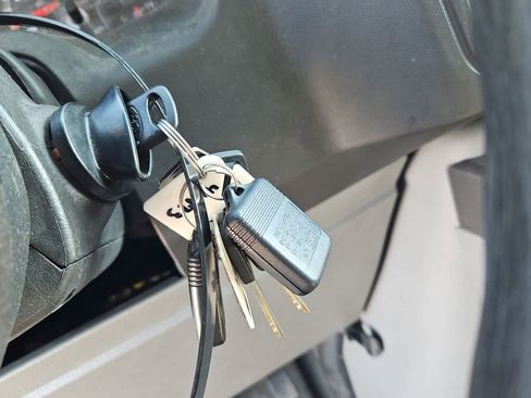 Used 2019 Ford E-350 and Econoline 350 Super Duty w/ Power Windows & Locks Group image 14