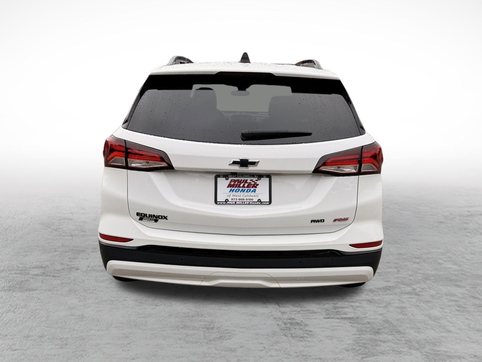 Used 2024 Chevrolet Equinox RS w/ LPO, Floor Liner Package AWD/4WD image 6